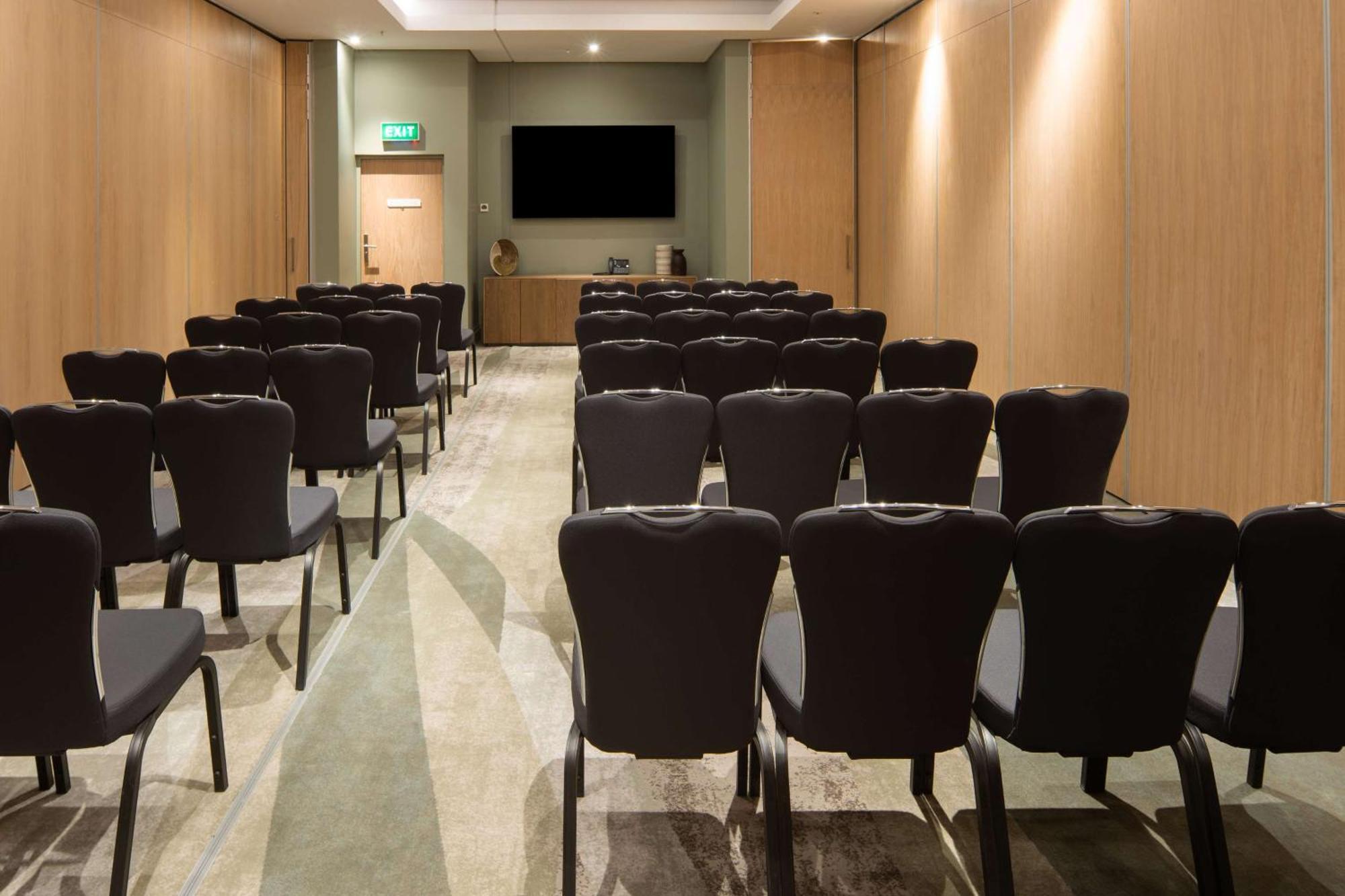 Hilton Garden Inn Umhlanga Arch Durban Bagian luar foto