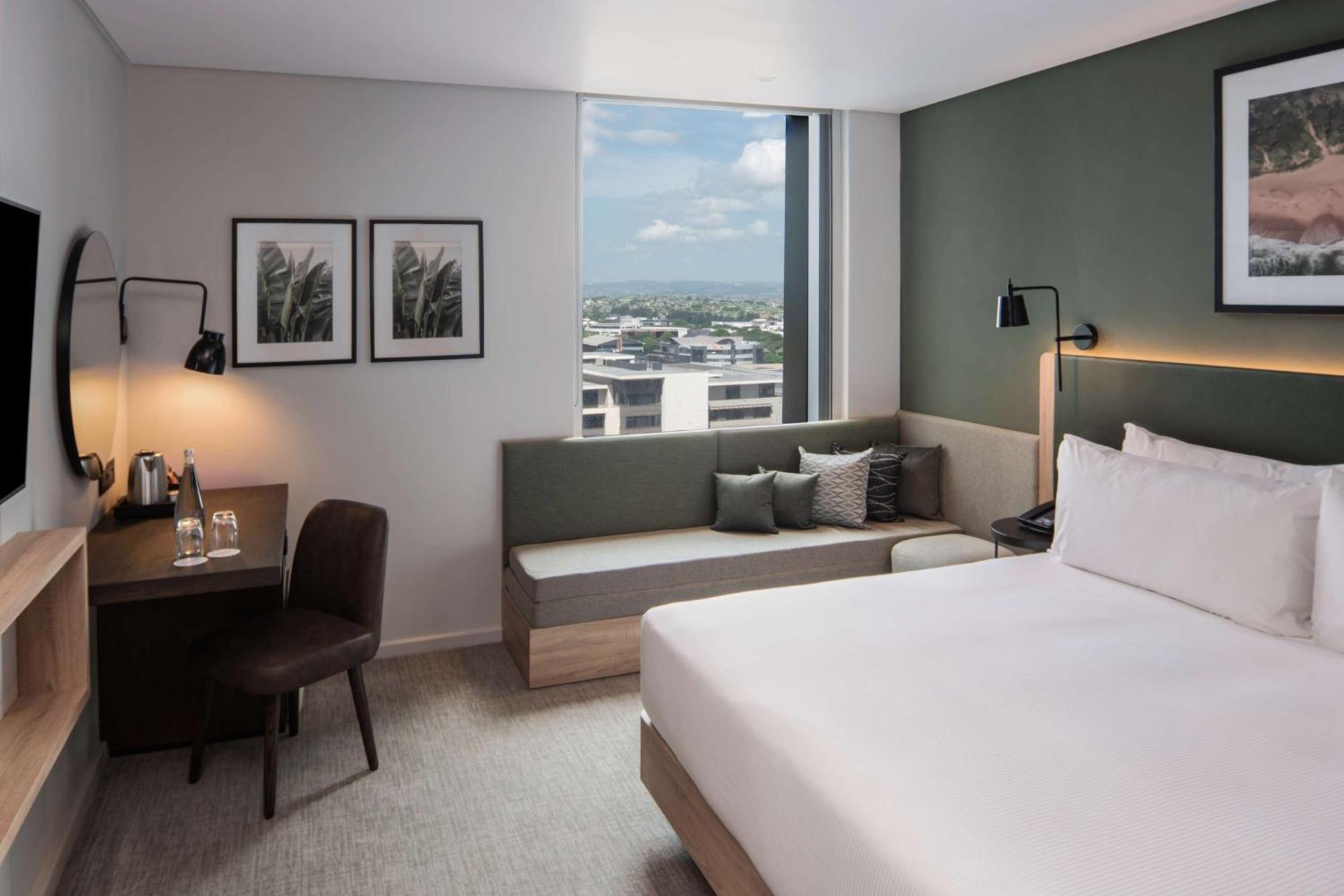 Hilton Garden Inn Umhlanga Arch Durban Bagian luar foto