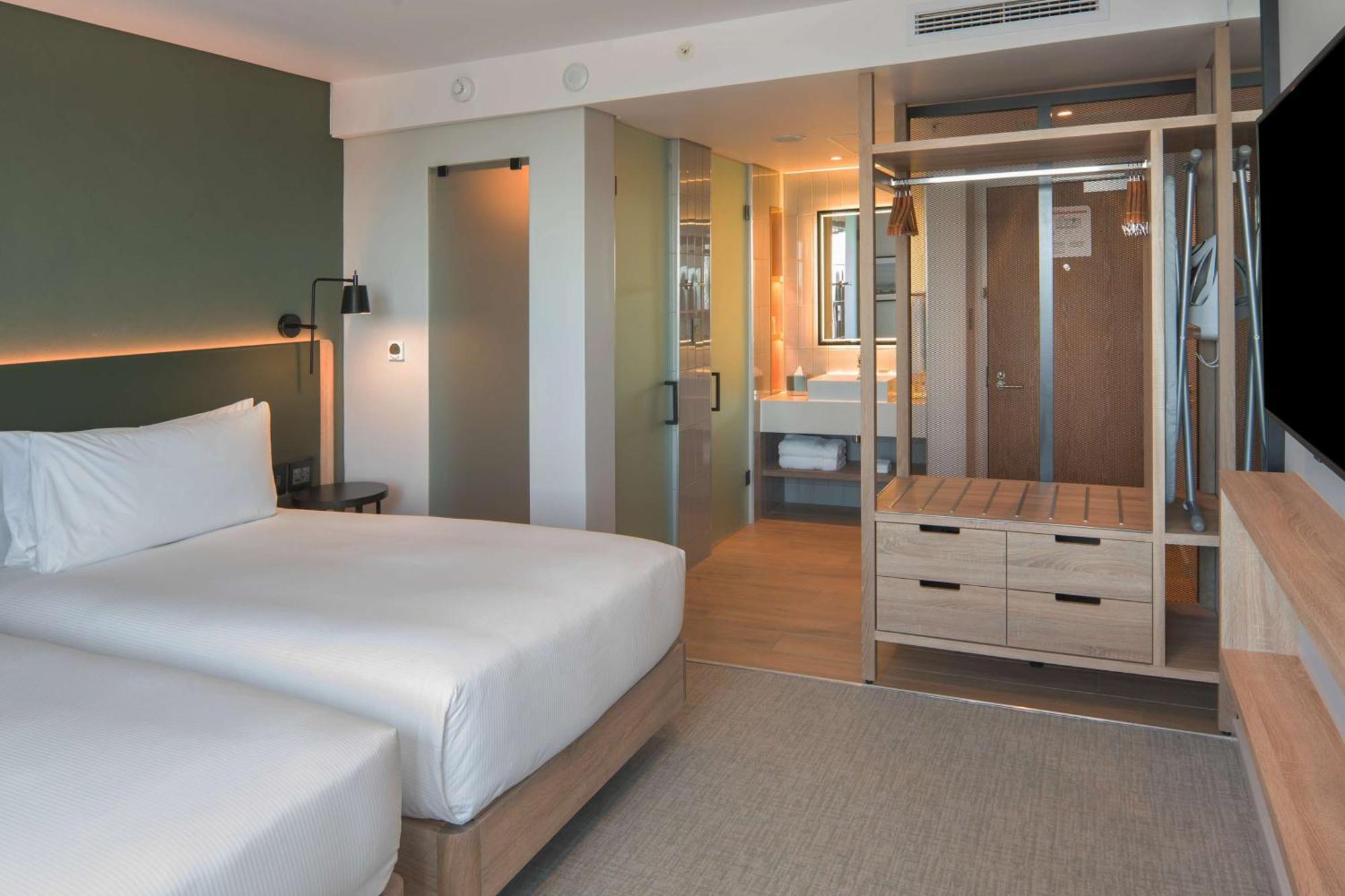 Hilton Garden Inn Umhlanga Arch Durban Bagian luar foto