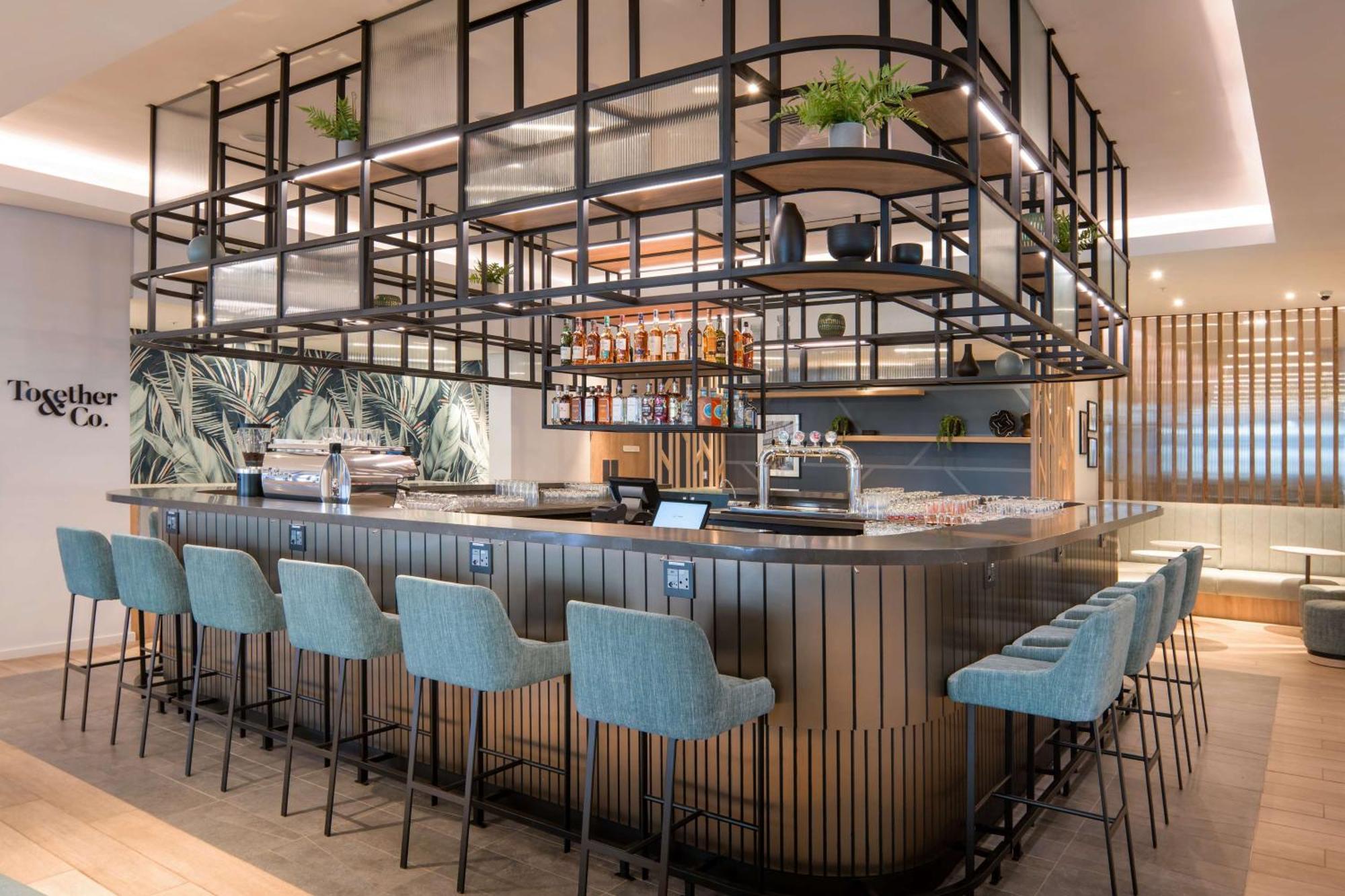Hilton Garden Inn Umhlanga Arch Durban Bagian luar foto