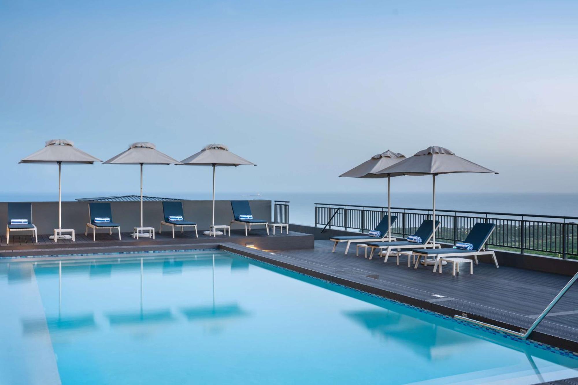Hilton Garden Inn Umhlanga Arch Durban Bagian luar foto
